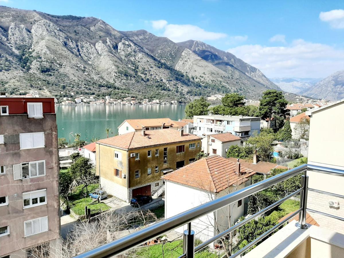Maritimo Di Cattaro****Lux Apartment With Garage Exterior foto
